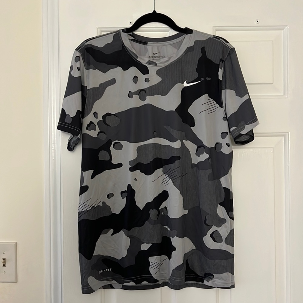 Men’s The Nike Tee